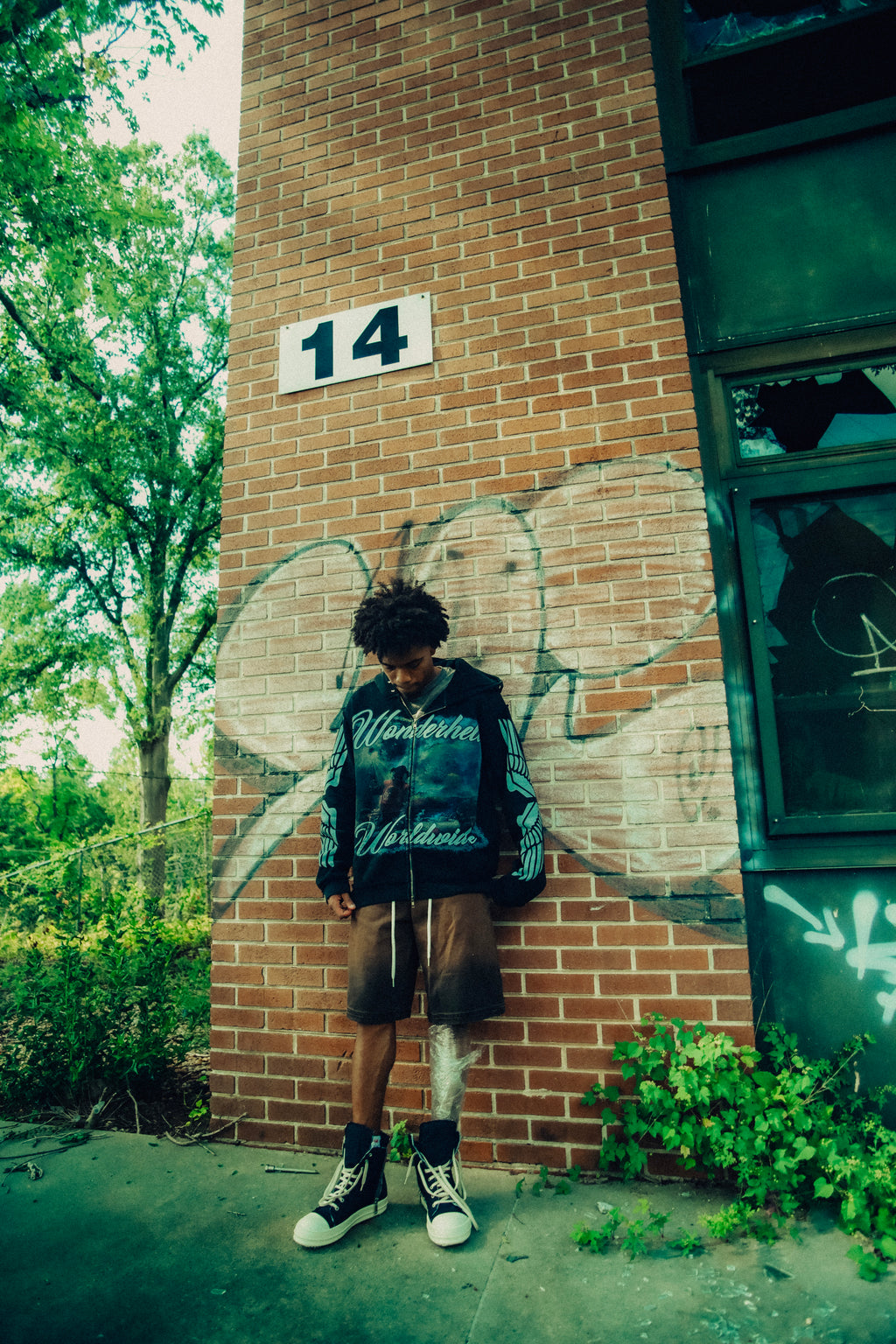 Wonderhell Zip Ups Black