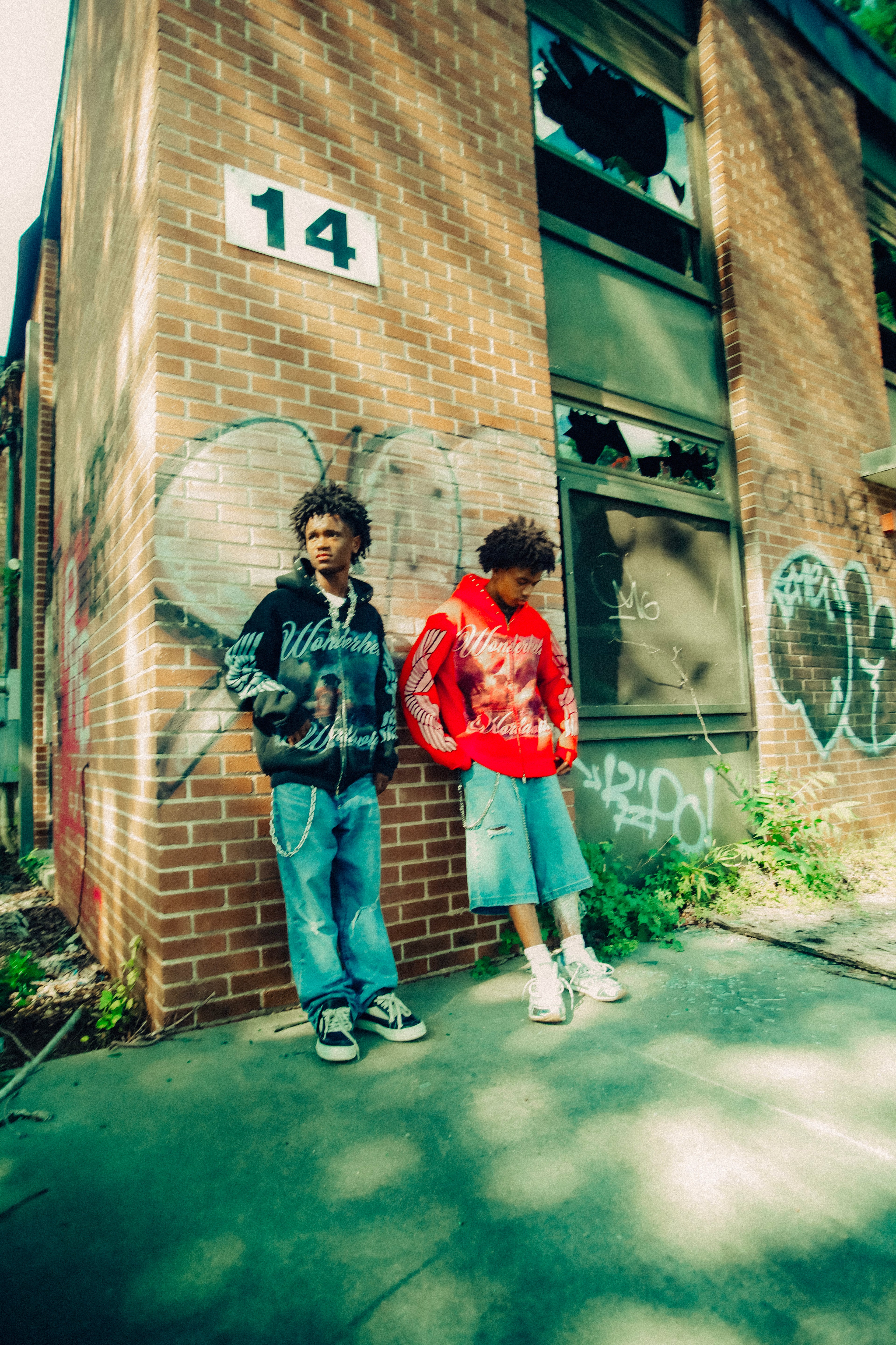 Wonderhell Zip Ups Black